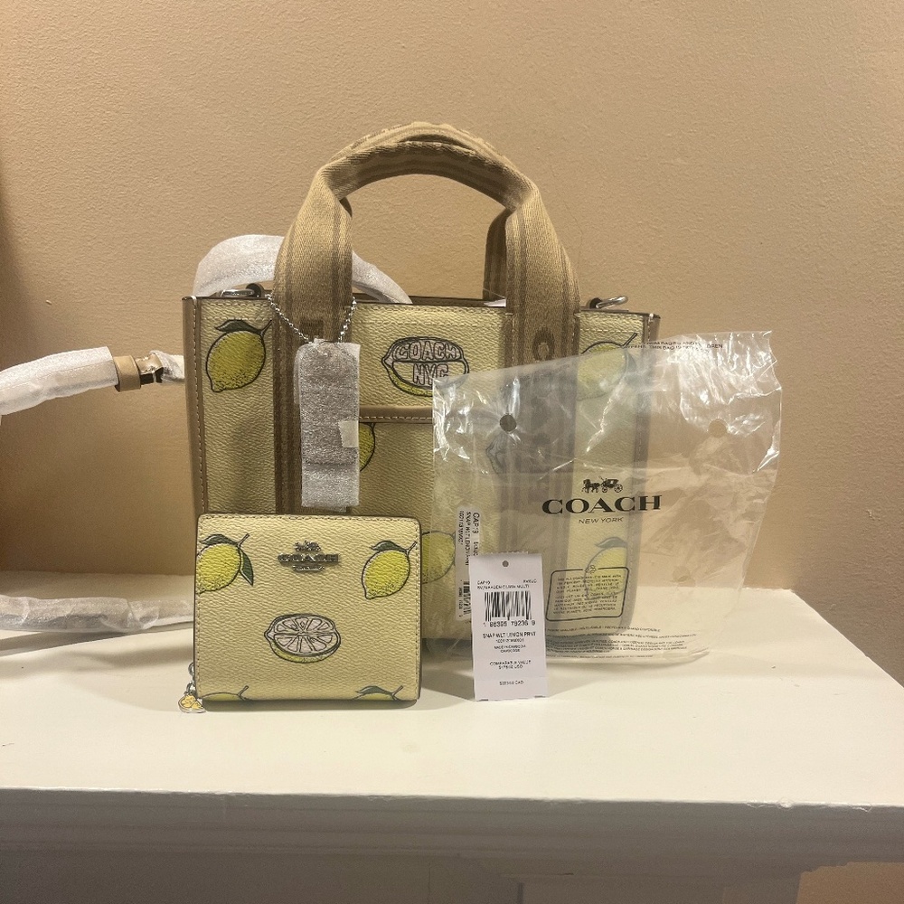 🍋 Coach Lemon Print Tote + Wallet Set NWT – Rare Collector’s Edition 🍋